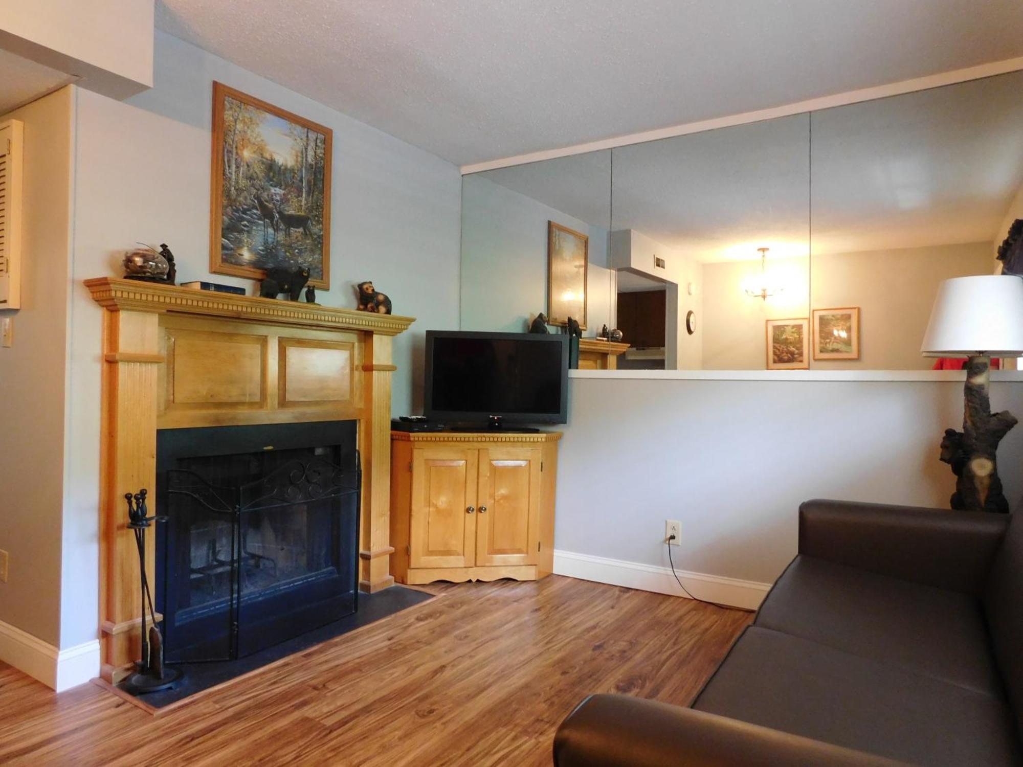 Oak Square Rentals 蓋特林堡 客房 照片
